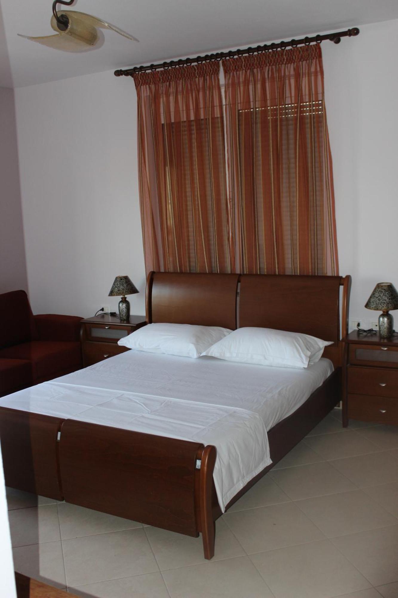 Lavandula Of Church Apartment